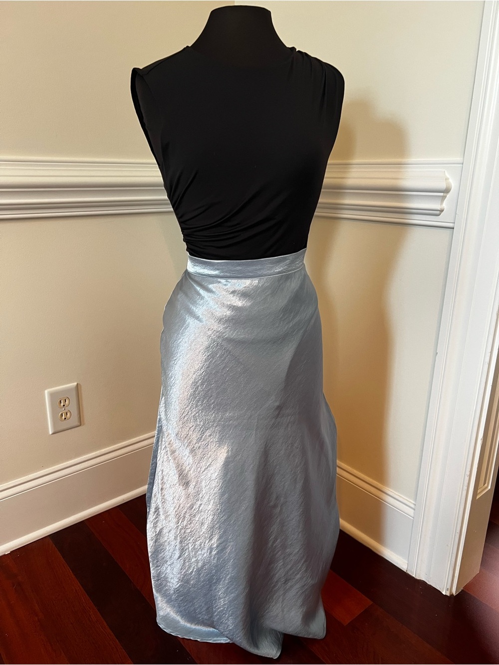 Double Zero Blue  Midi Satin Skirt